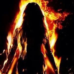 Meet your Posher, Joyce